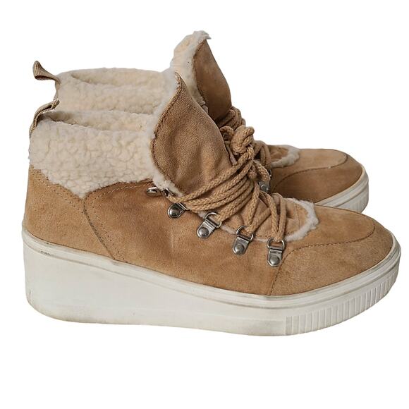 MADDEN GIRL Terra Faux Fur Lined Wedge Sneaker Women's‎ 9.5M - Picture 2 of 10